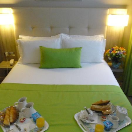Hotel Floridor Etoile Aulnay-sous-Bois Exteriör bild