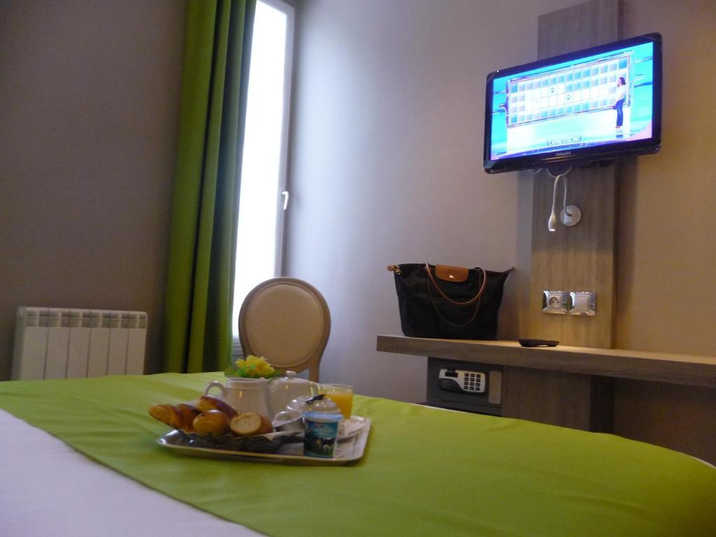 Hotel Floridor Etoile Aulnay-sous-Bois Rum bild