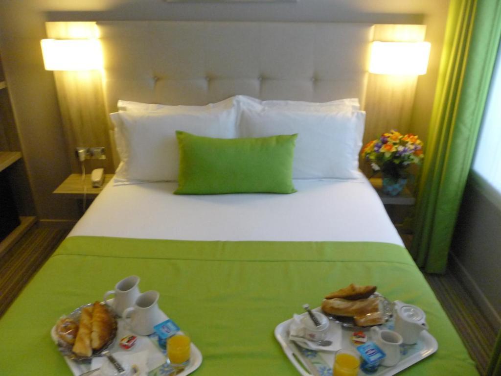 Hotel Floridor Etoile Aulnay-sous-Bois Exteriör bild