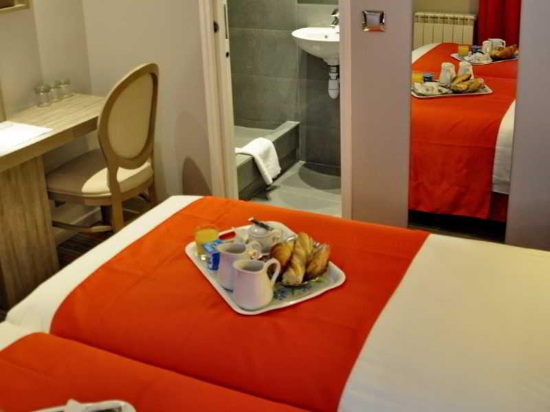 Hotel Floridor Etoile Aulnay-sous-Bois Exteriör bild